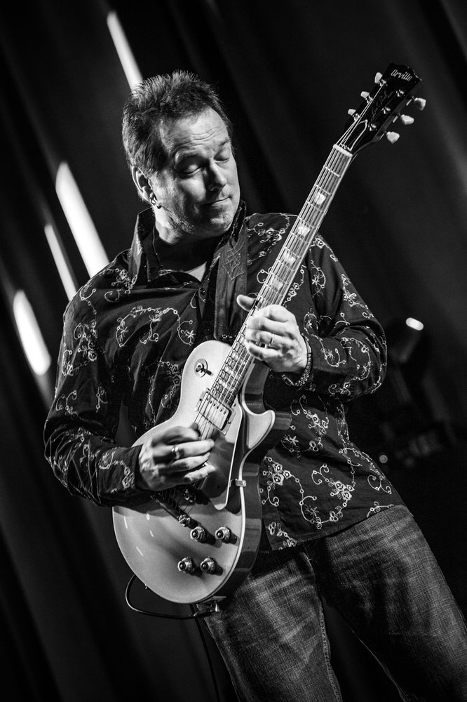 Music Photography - Arthur Neilson