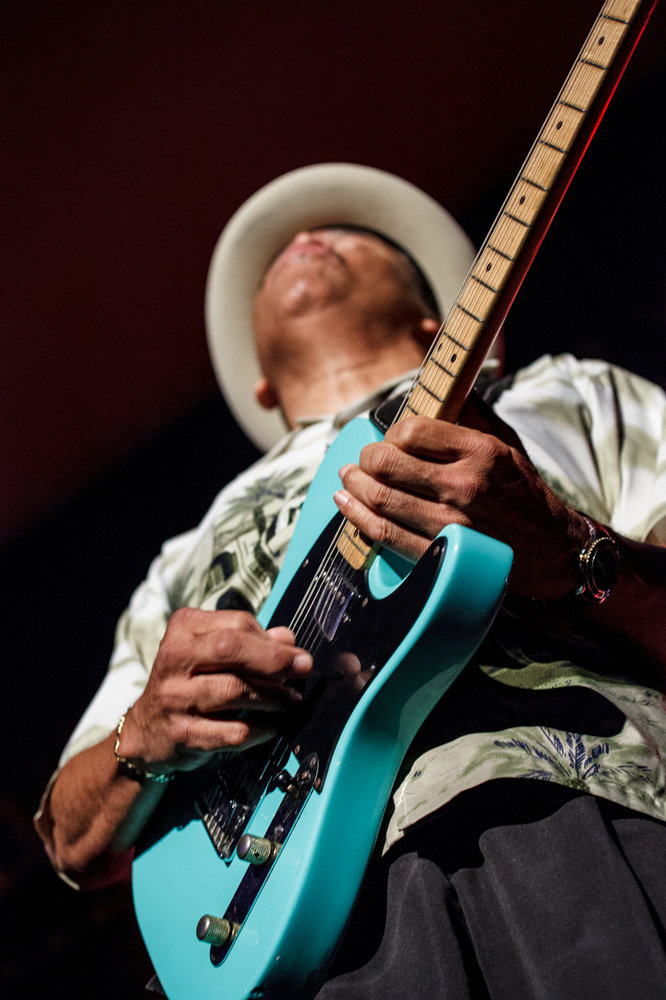 Music Photography - Sherman Robertson