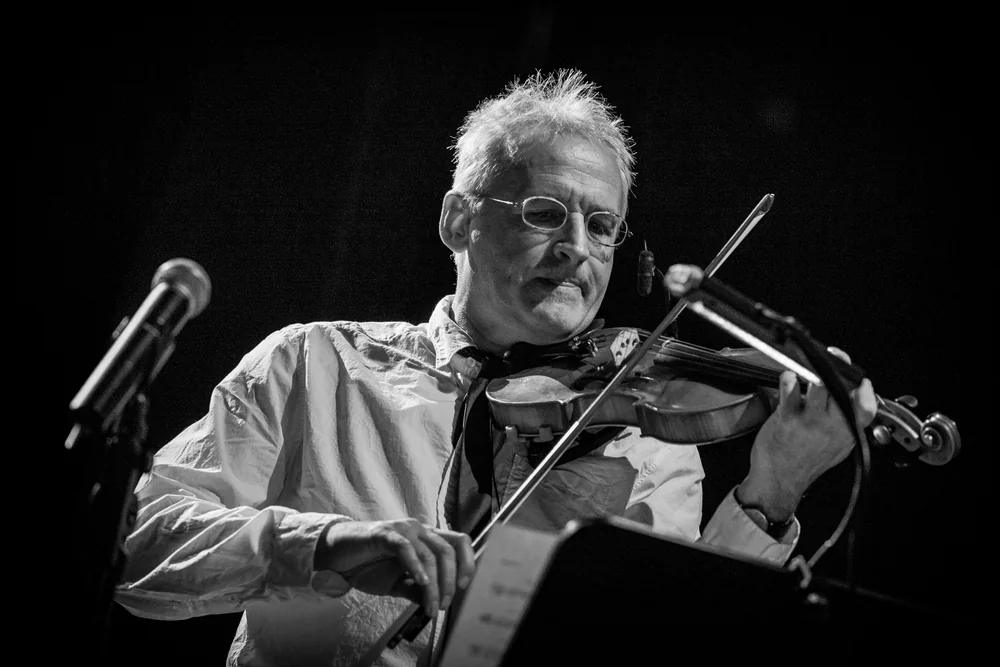 Music Photography of Krzesimir Debski - Photo No. 7910 by Przemek Wozny