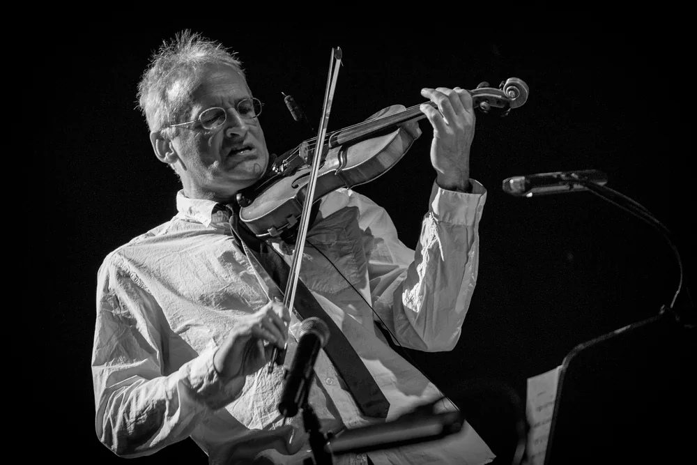 Music Photography of Krzesimir Debski - Photo No. 8002 by Przemek Wozny