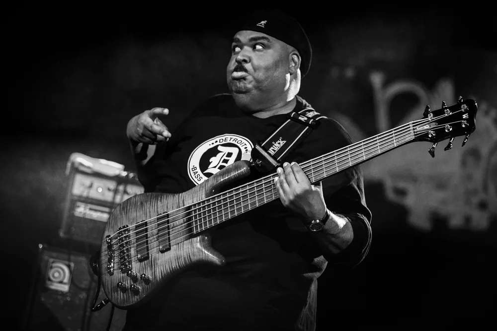 Music Photography of Ralphe Armstrong - Photo No. 1117 by Przemek Wozny