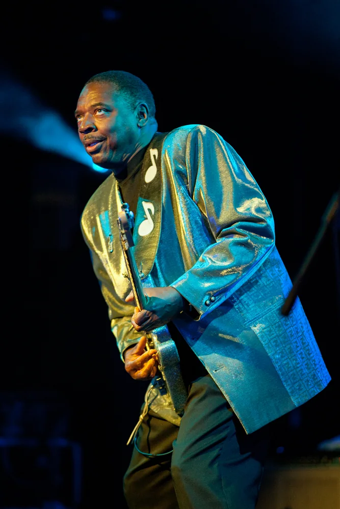 Music Photography of Alvon Johnson - Photo No. 7361 by Przemek Wozny