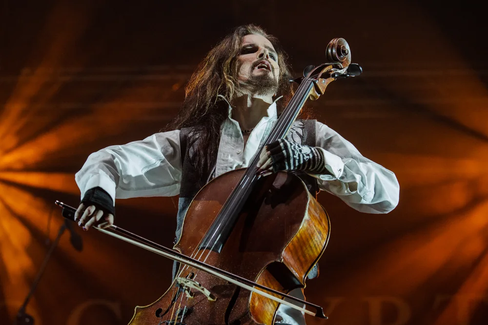 Music Photography of Perttu Kivilaakso - Photo No. 9019 by Przemek Wozny