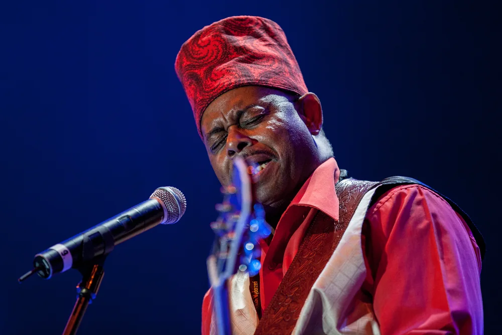 Music Photography of Lil' Ed Williams - Photo No. 6614 by Przemek Wozny