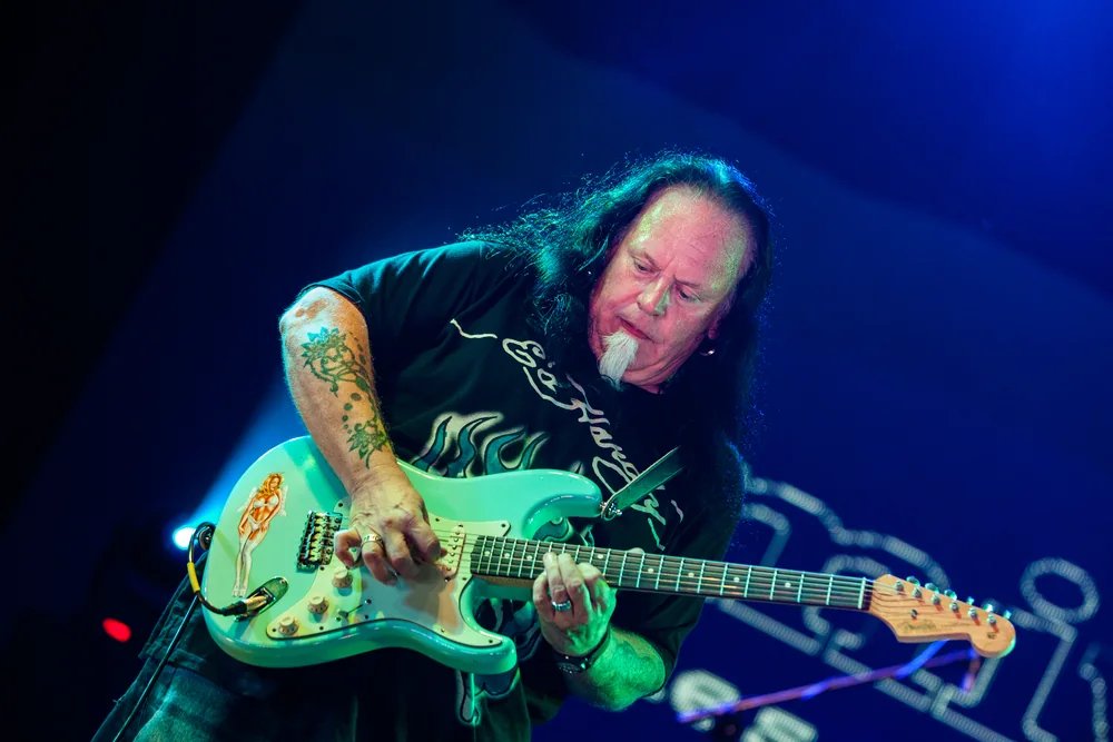 Music Photography of Smokin' Joe Kubek - Photo No. 8206 by Przemek Wozny