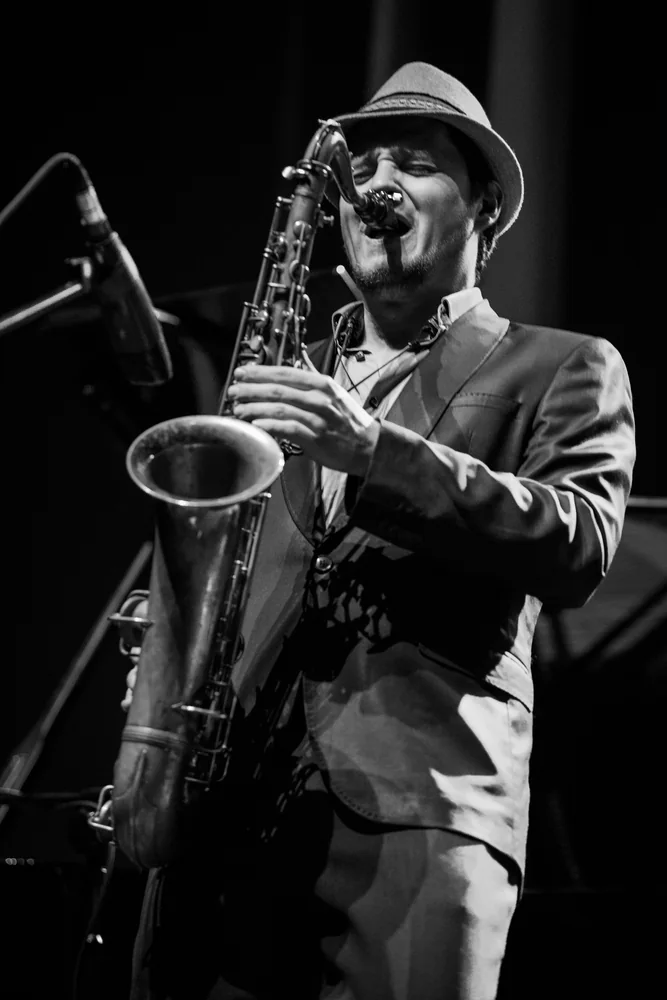 Music Photography of Tomasz Licak - Photo No. 2361 by Przemek Wozny