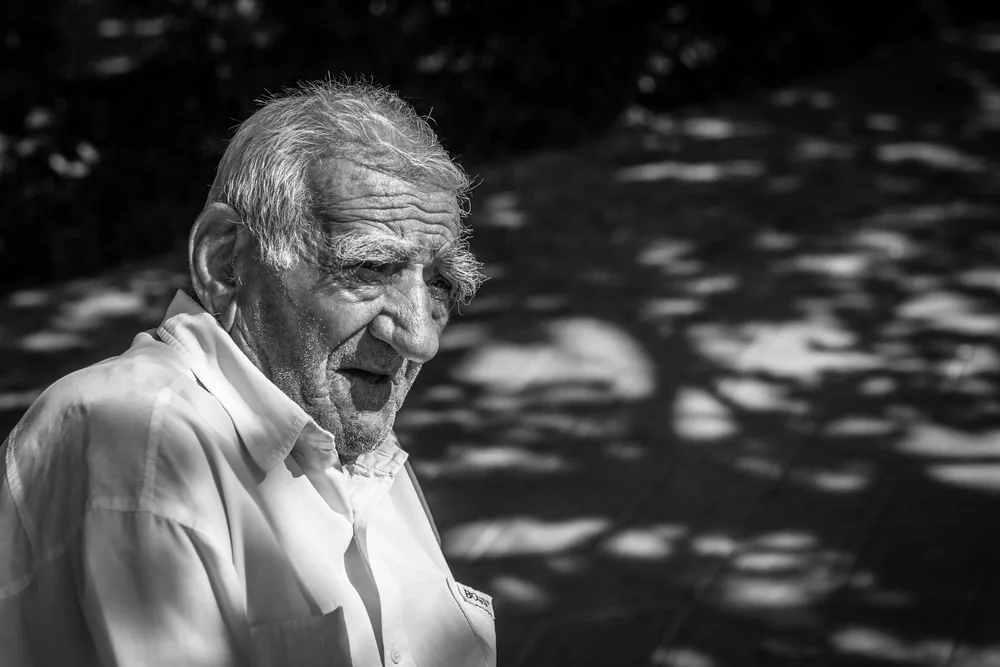 Street Photography in Yerevan, Armenia - Photo No. 9034 by Przemek Wozny