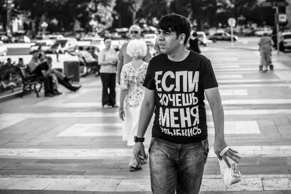 Street Photography in Yerevan, Armenia - Photo No. 9288 by Przemek Wozny