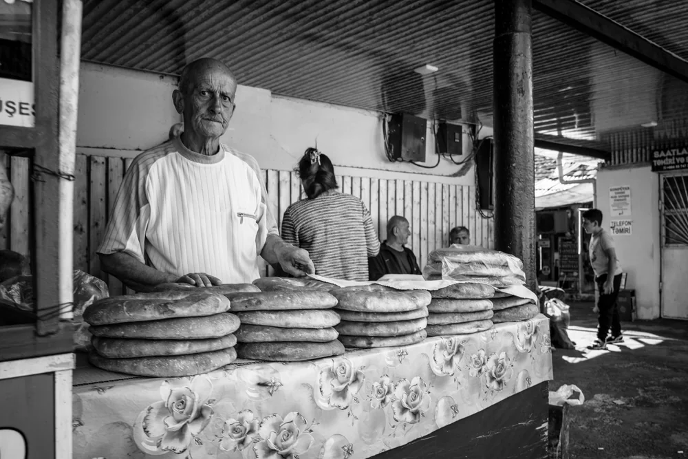 Street Photography in Ganja, Sheki, Azerbaijan - Photo No. 3225 by Przemek Wozny