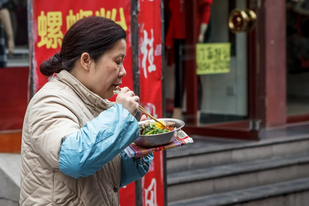 Street Photography in Guilin, China - Photo No. 1366 by Przemek Wozny