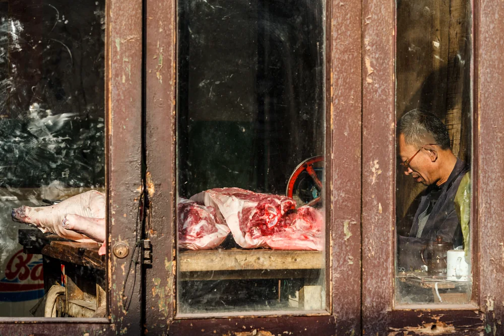 Street Photography in Pingyao, China - Photo No. 2596 by Przemek Wozny