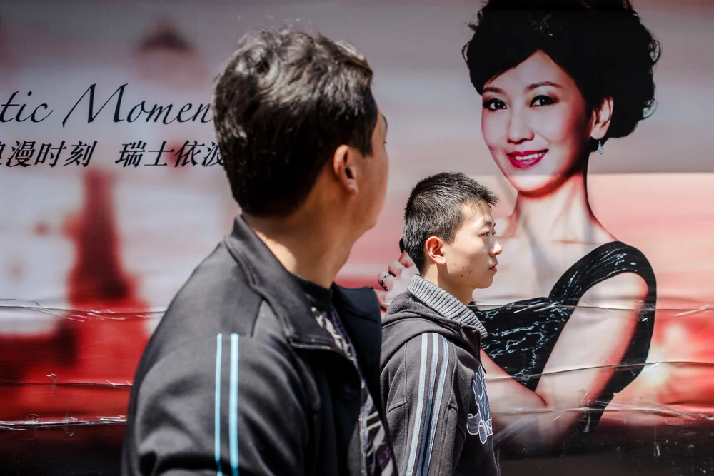 Street Photography in Shanghai, China - Photo No. 9997 by Przemek Wozny