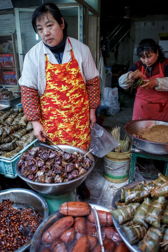 Street Photography in Zhujiajiao, China - Photo No. 0710 by Przemek Wozny