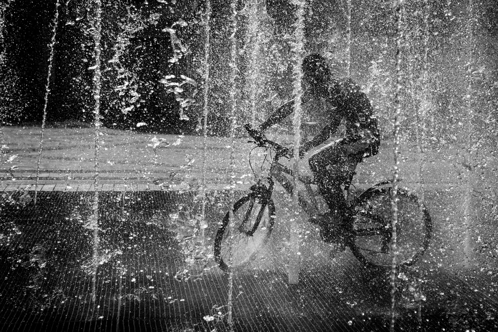Street Photography in Batumi, Georgia - Photo No. 9408 by Przemek Wozny