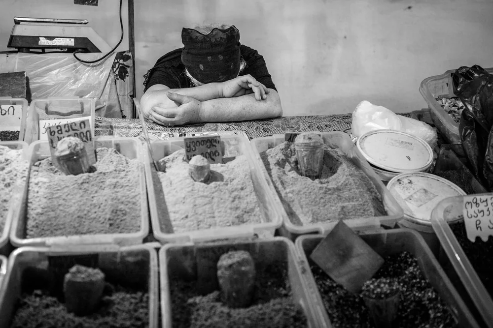 Street Photography in Batumi, Georgia - Photo No. 9736 by Przemek Wozny