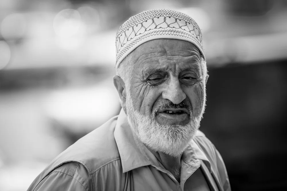 Street Photography in Batumi, Georgia - Photo No. 9806 by Przemek Wozny