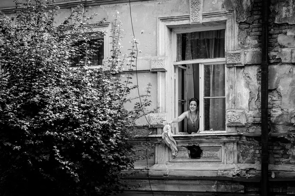 Street Photography in Tbilisi, Georgia - Photo No. 8007 by Przemek Wozny