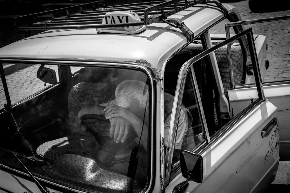 Street Photography in Tbilisi, Georgia - Photo No. 8196 by Przemek Wozny