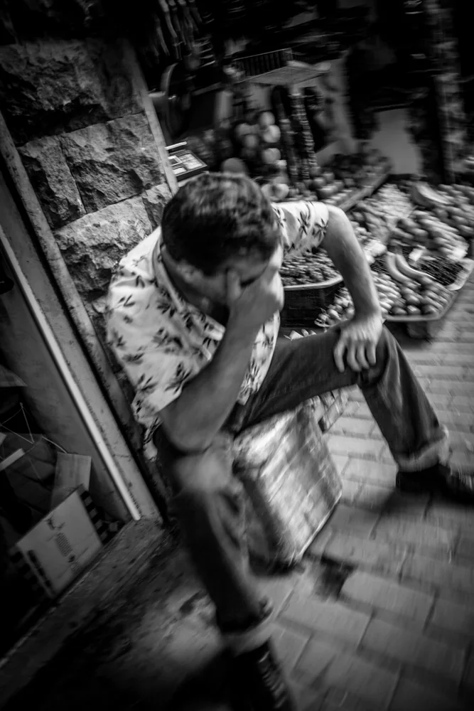 Street Photography in Tbilisi, Georgia - Photo No. 8658 by Przemek Wozny