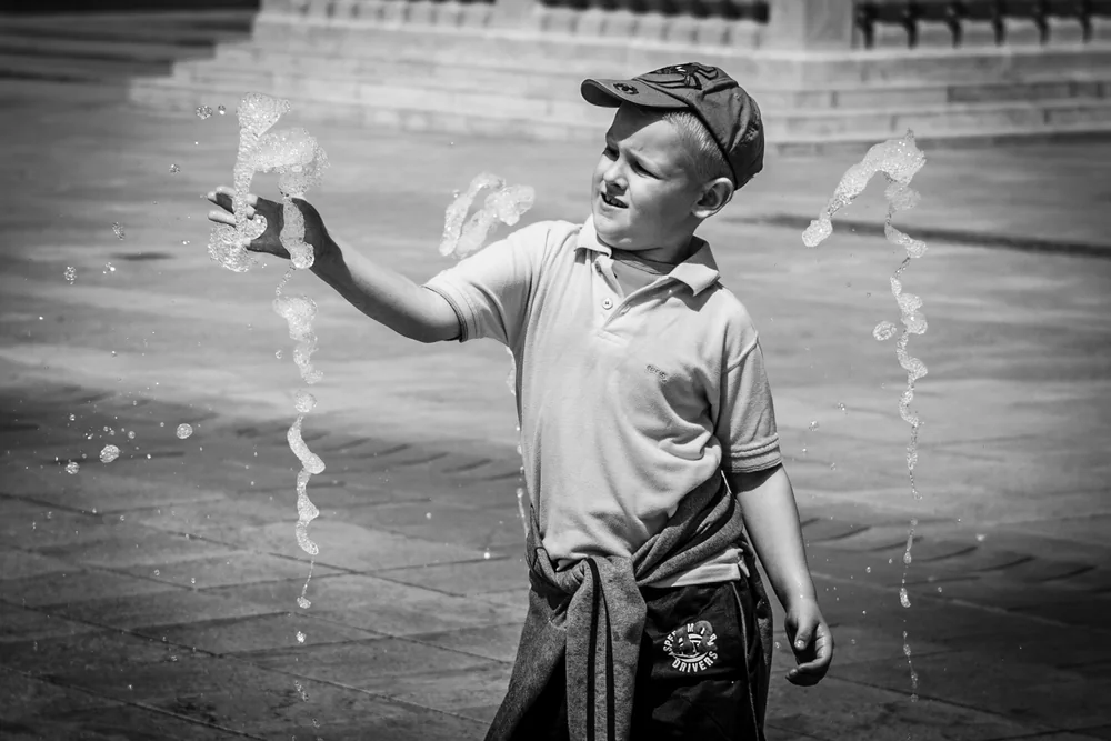 Street Photography in Gyor, Hungary - Photo No. 6464 by Przemek Wozny