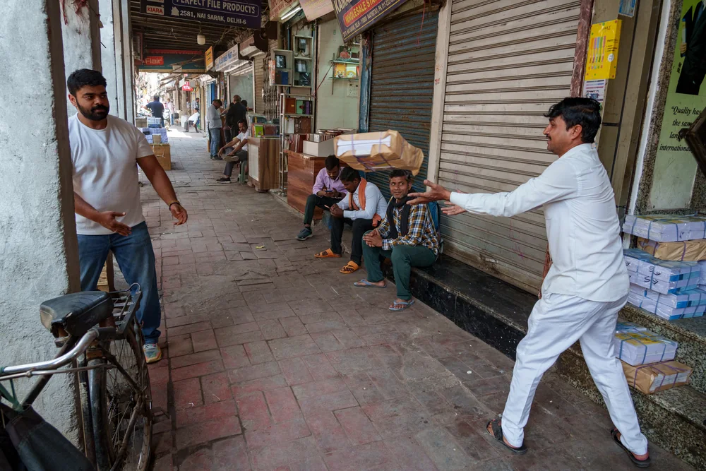 Street Photography in New Delhi, India - Photo No. 4877 by Przemek Wozny
