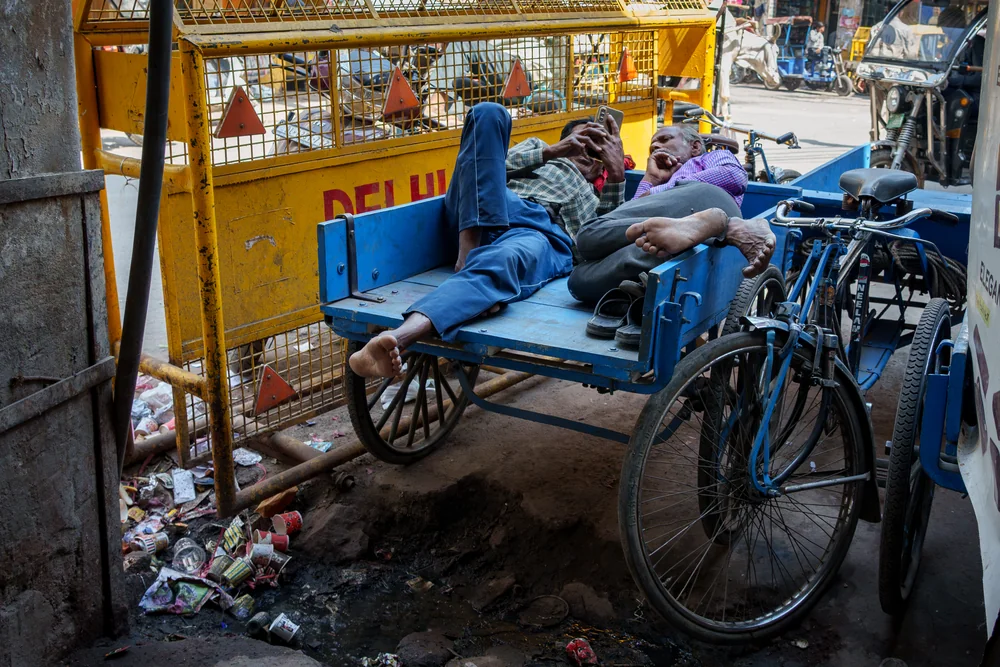 Street Photography in New Delhi, India - Photo No. 4930 by Przemek Wozny