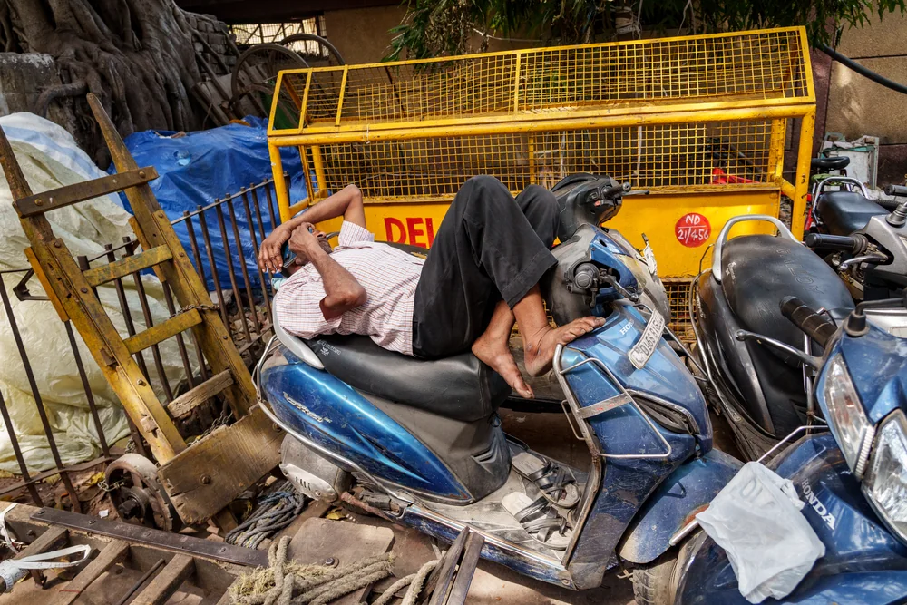 Street Photography in New Delhi, India - Photo No. 5289 by Przemek Wozny