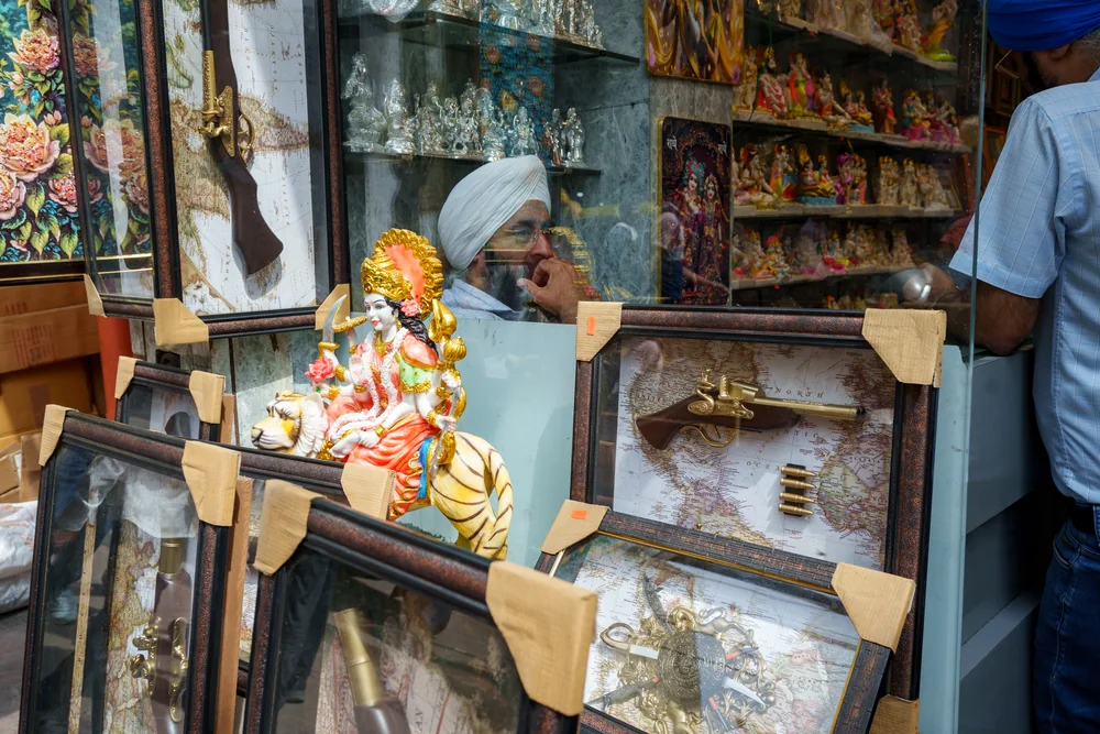 Street Photography in New Delhi, India - Photo No. 8674 by Przemek Wozny