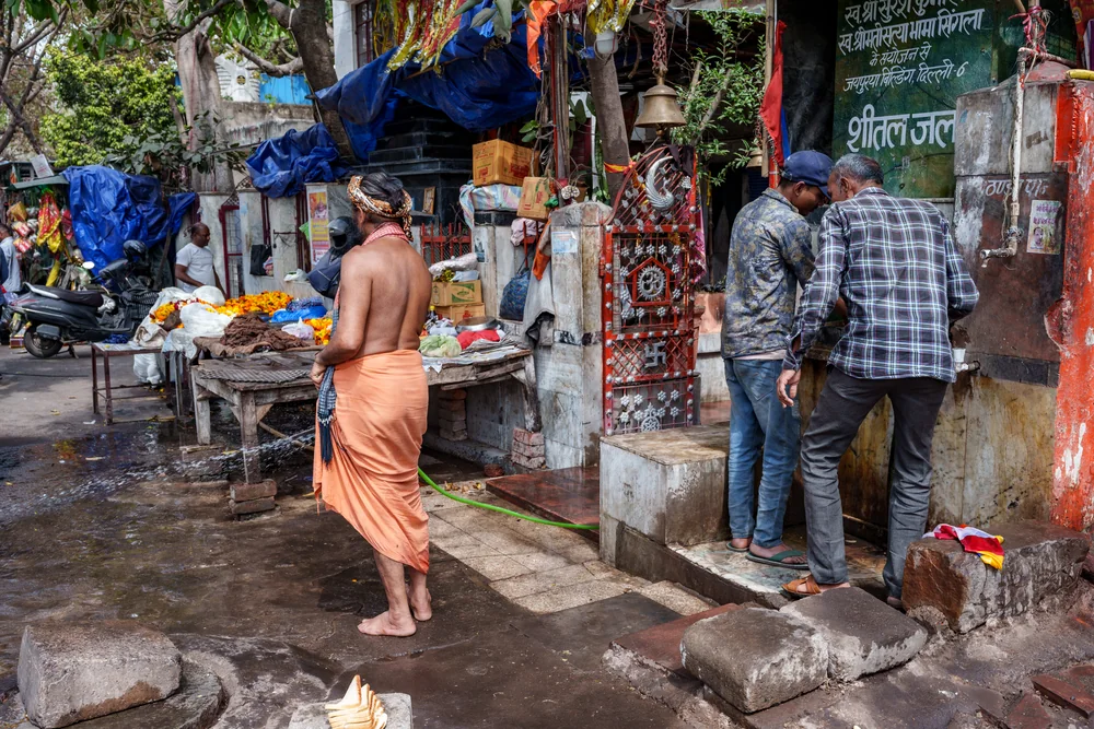 Street Photography in New Delhi, India - Photo No. 8860 by Przemek Wozny