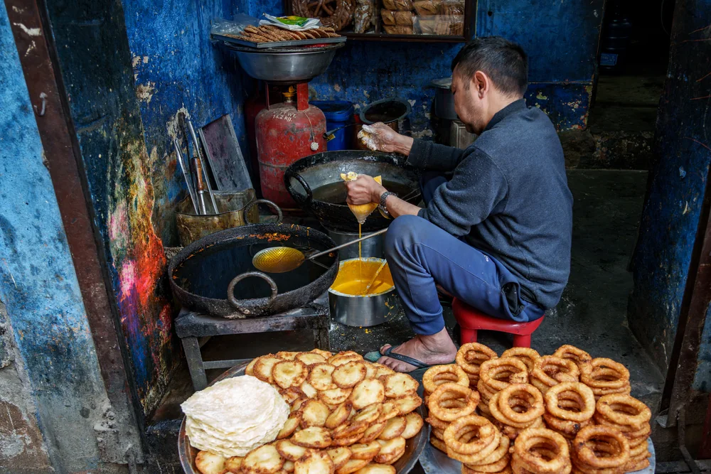 Street Photography in Kathmandu, Nepal - Photo No. 3960 by Przemek Wozny