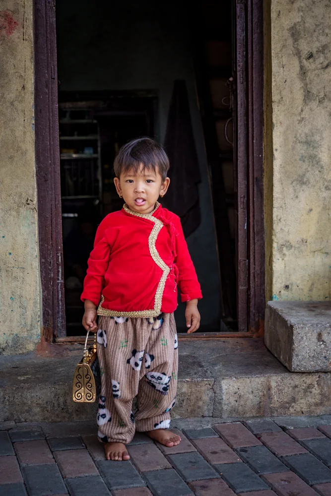 Street Photography in Kathmandu, Nepal - Photo No. 4394 by Przemek Wozny