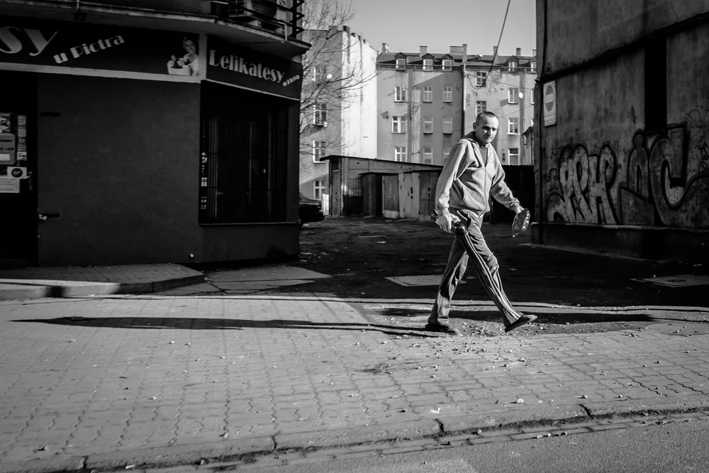 Street Photography in Kalisz, Poland - Photo No. 0576 by Przemek Wozny