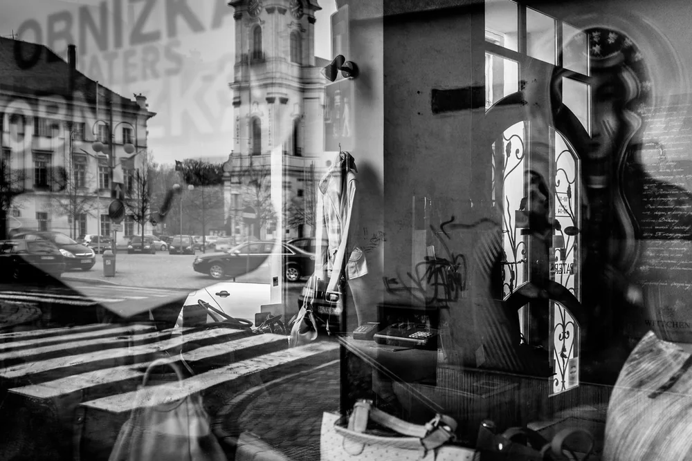 Street Photography in Kalisz, Poland - Photo No. 3327 by Przemek Wozny