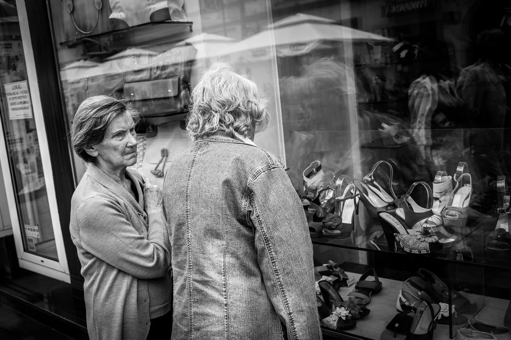 Street Photography in Lodz, Poland - Photo No. 8027 by Przemek Wozny