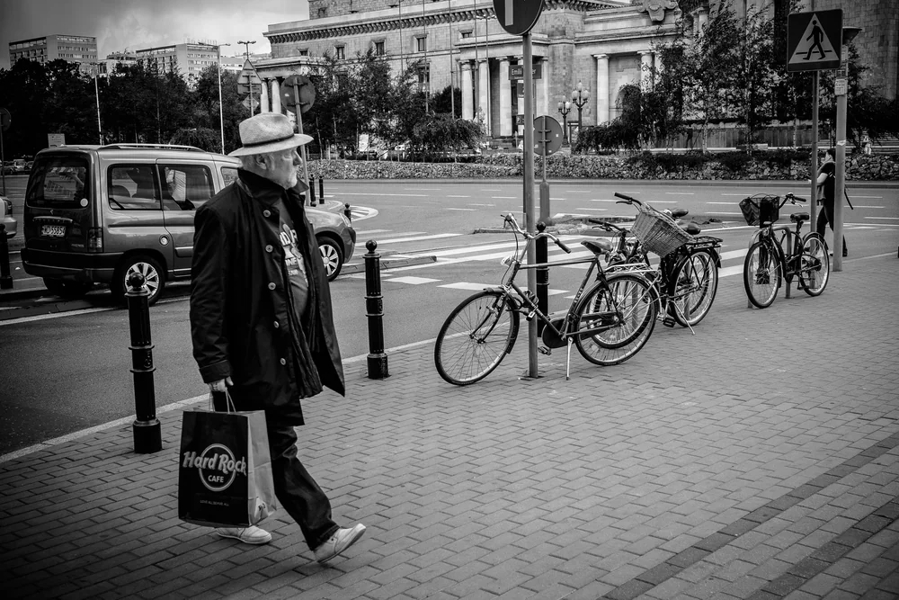 Street Photography in Warsaw, Poland - Photo No. 2119 by Przemek Wozny