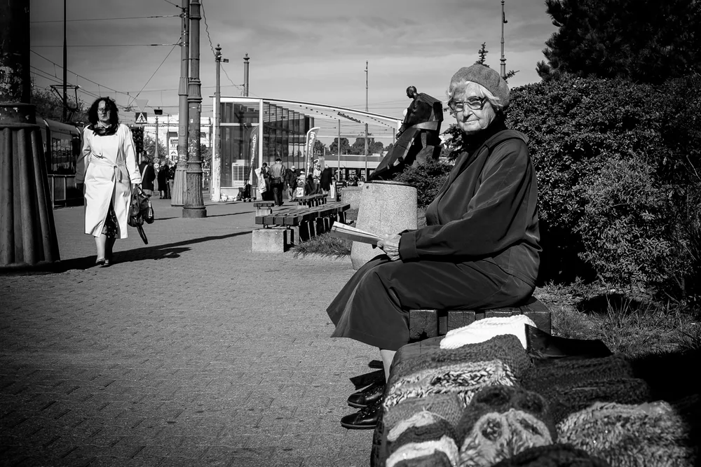 Street Photography in Warsaw, Poland - Photo No. 3374 by Przemek Wozny