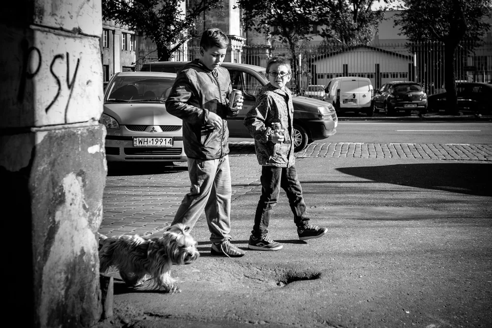 Street Photography in Warsaw, Poland - Photo No. 3631 by Przemek Wozny