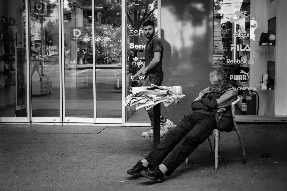 Street Photography in Belgrade, Serbia - Photo No. 5167 by Przemek Wozny