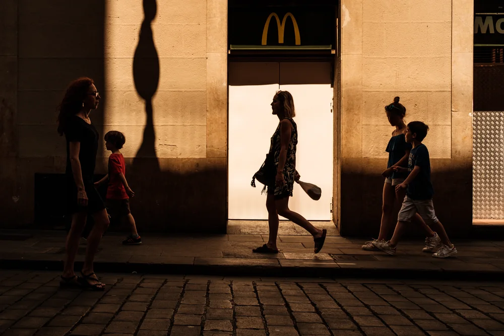 Street Photography in Barcelona, Spain - Photo No. 3943 by Przemek Wozny