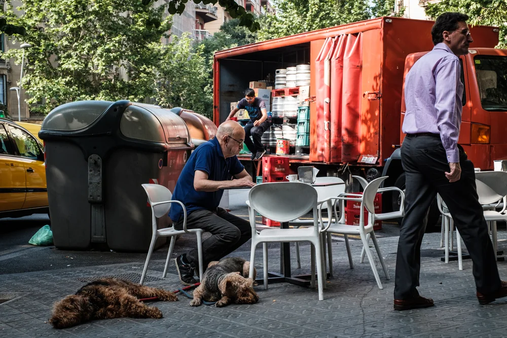 Street Photography in Barcelona, Spain - Photo No. 4302 by Przemek Wozny