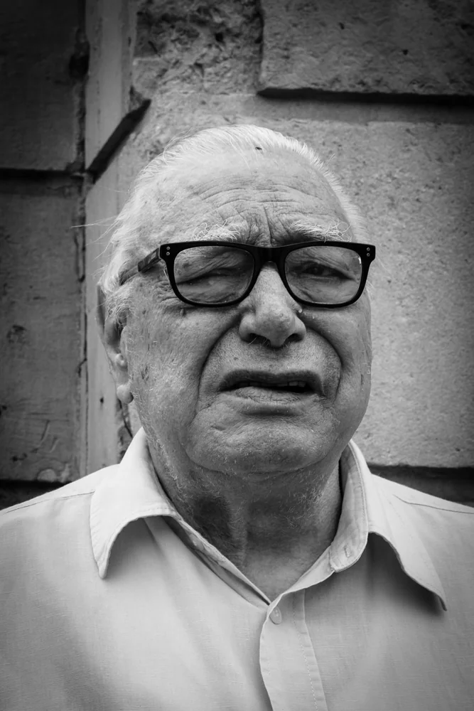 Street Photography in Barcelona, Spain - Photo No. 5476 by Przemek Wozny