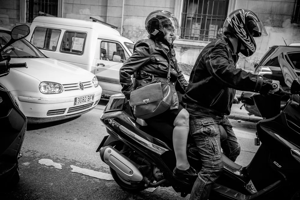 Street Photography in Cordoba, Spain - Photo No. 4766 by Przemek Wozny