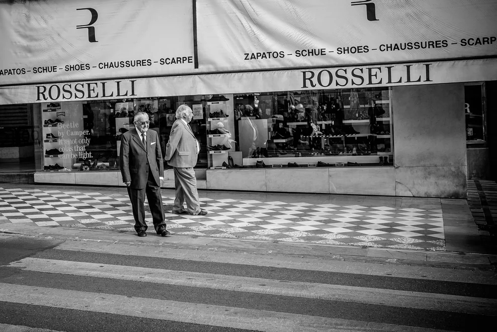 Street Photography in Granada, Spain - Photo No. 5148 by Przemek Wozny