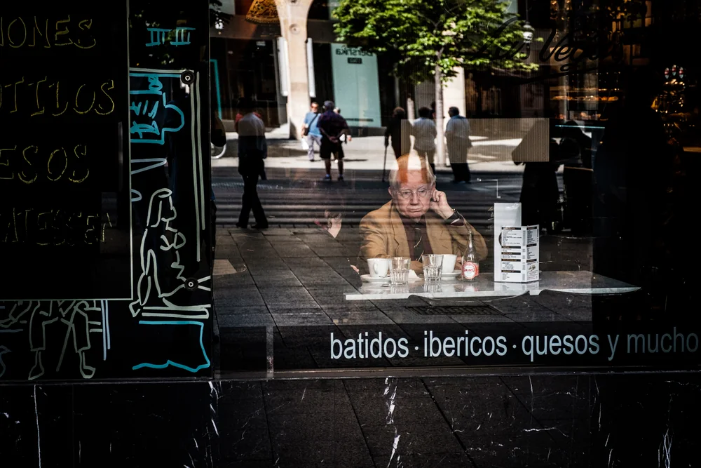 Street Photography in Saragossa, Spain - Photo No. 3125 by Przemek Wozny
