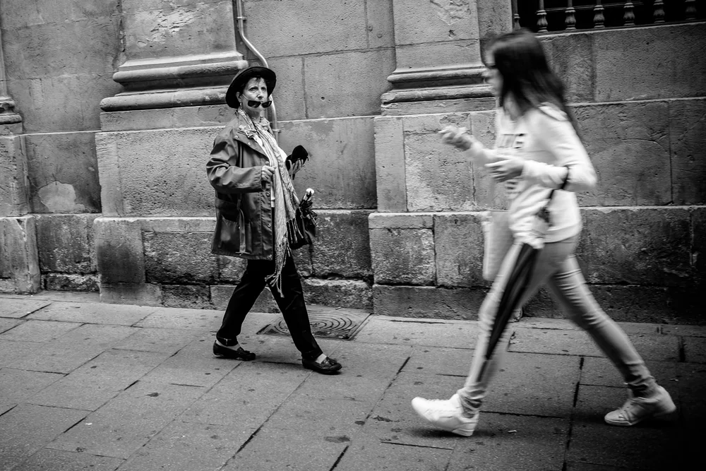 Street Photography in Sevilla, Spain - Photo No. 3648 by Przemek Wozny