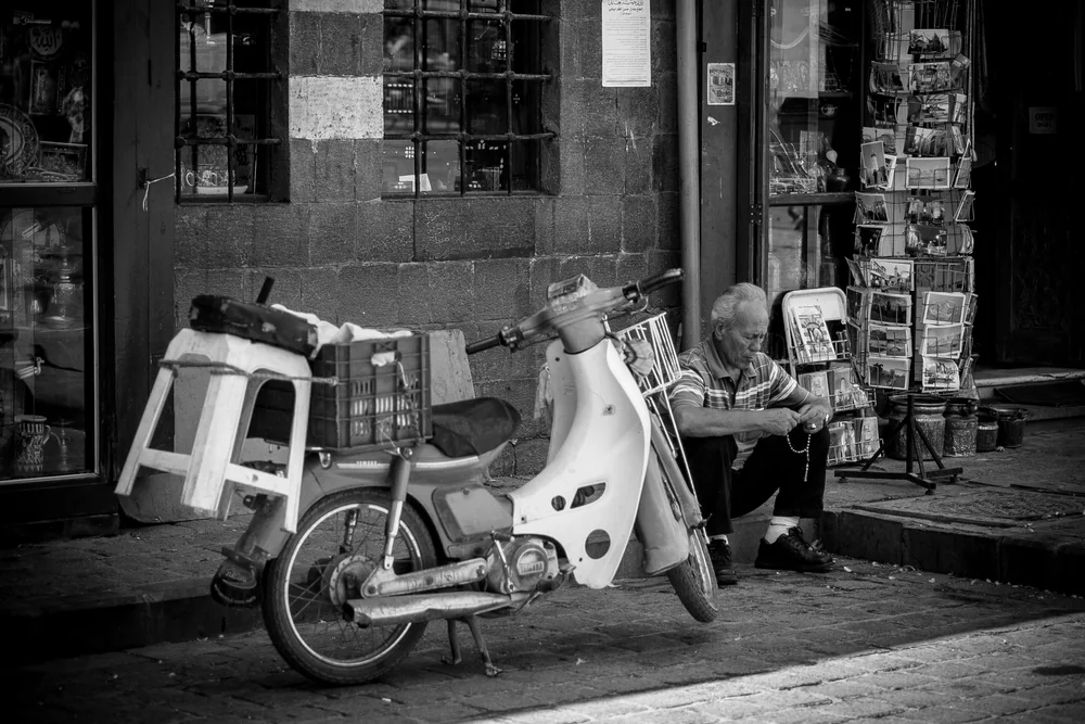 Street Photography in Damascus, Syria - Photo No. 5920 by Przemek Wozny