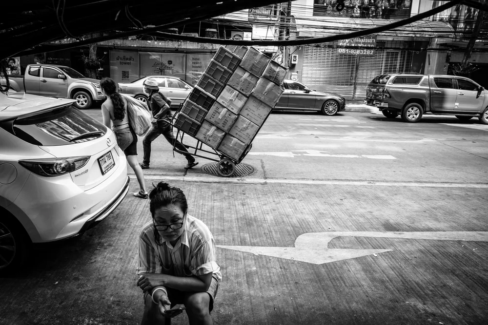 Street Photography in Bangkok, Thailand - Photo No. 1564 by Przemek Wozny