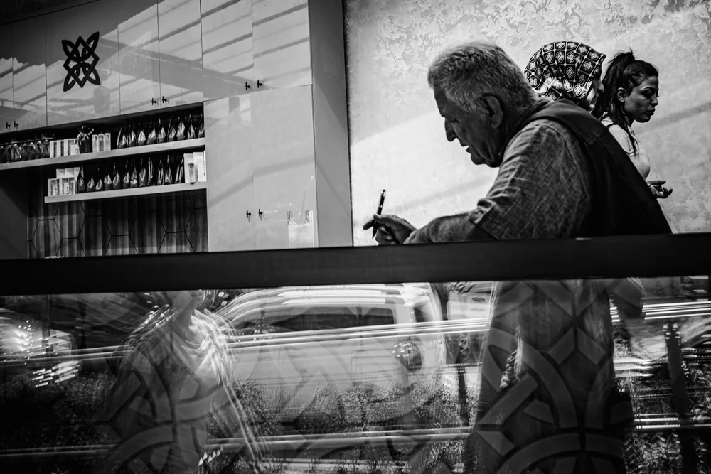 Street Photography in Kayseri, Turkey - Photo No. 3989 by Przemek Wozny