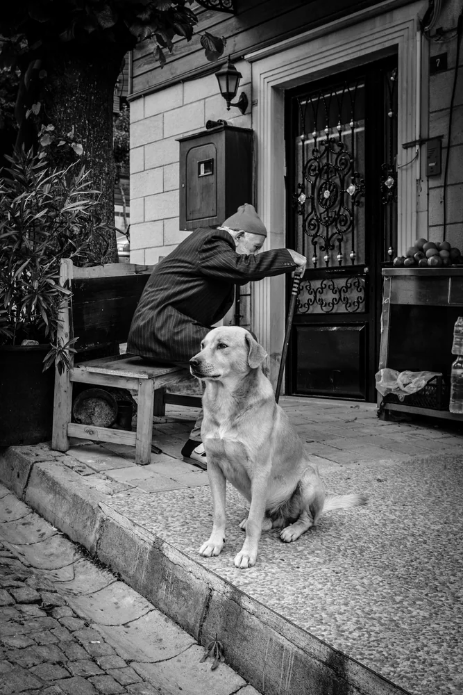 Street Photography in Istanbul, Turkey - Photo No. 1566 by Przemek Wozny