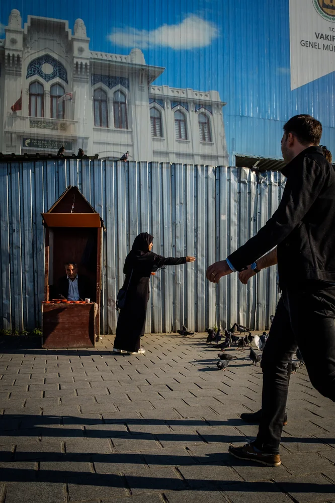 Street Photography in Istanbul, Turkey - Photo No. 6064 by Przemek Wozny